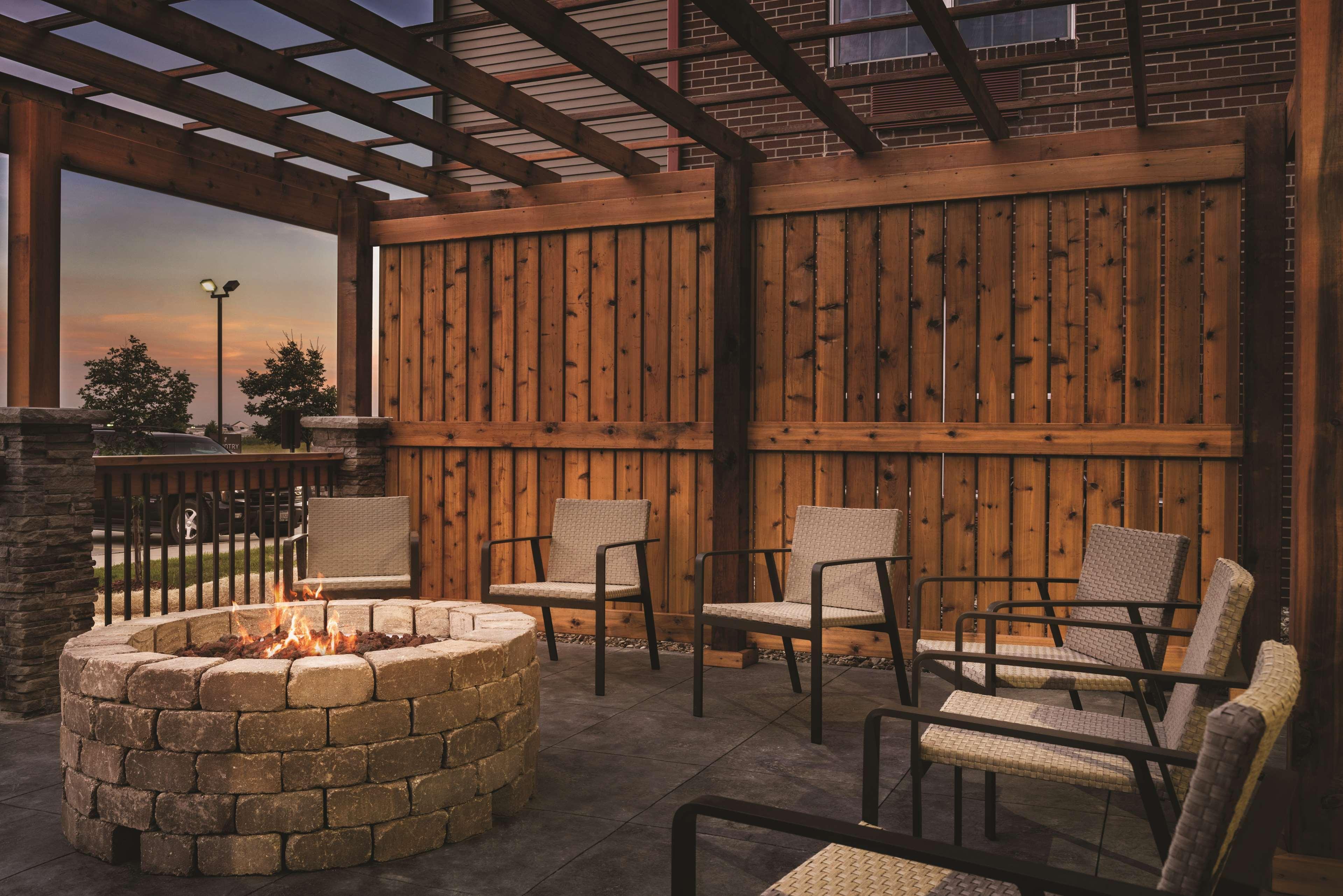Country Inn & Suites By Radisson, Coralville, Ia Exteriér fotografie